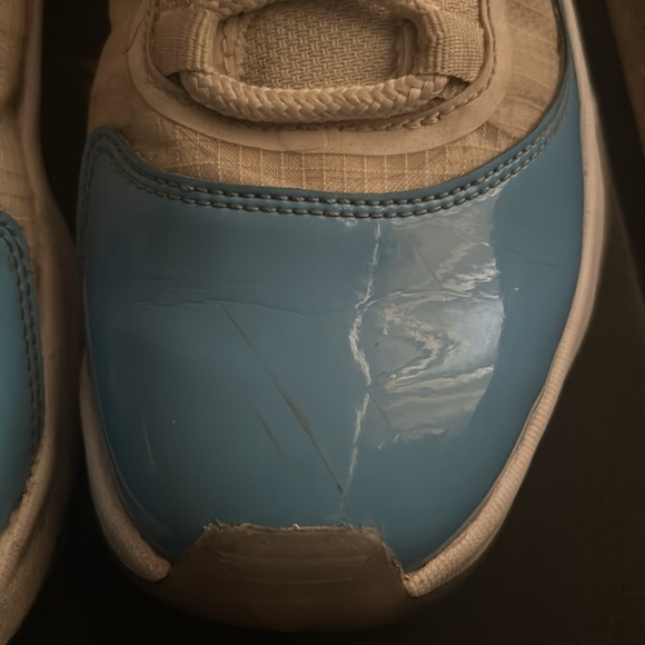 Jordan’s - Picture 2 of 6